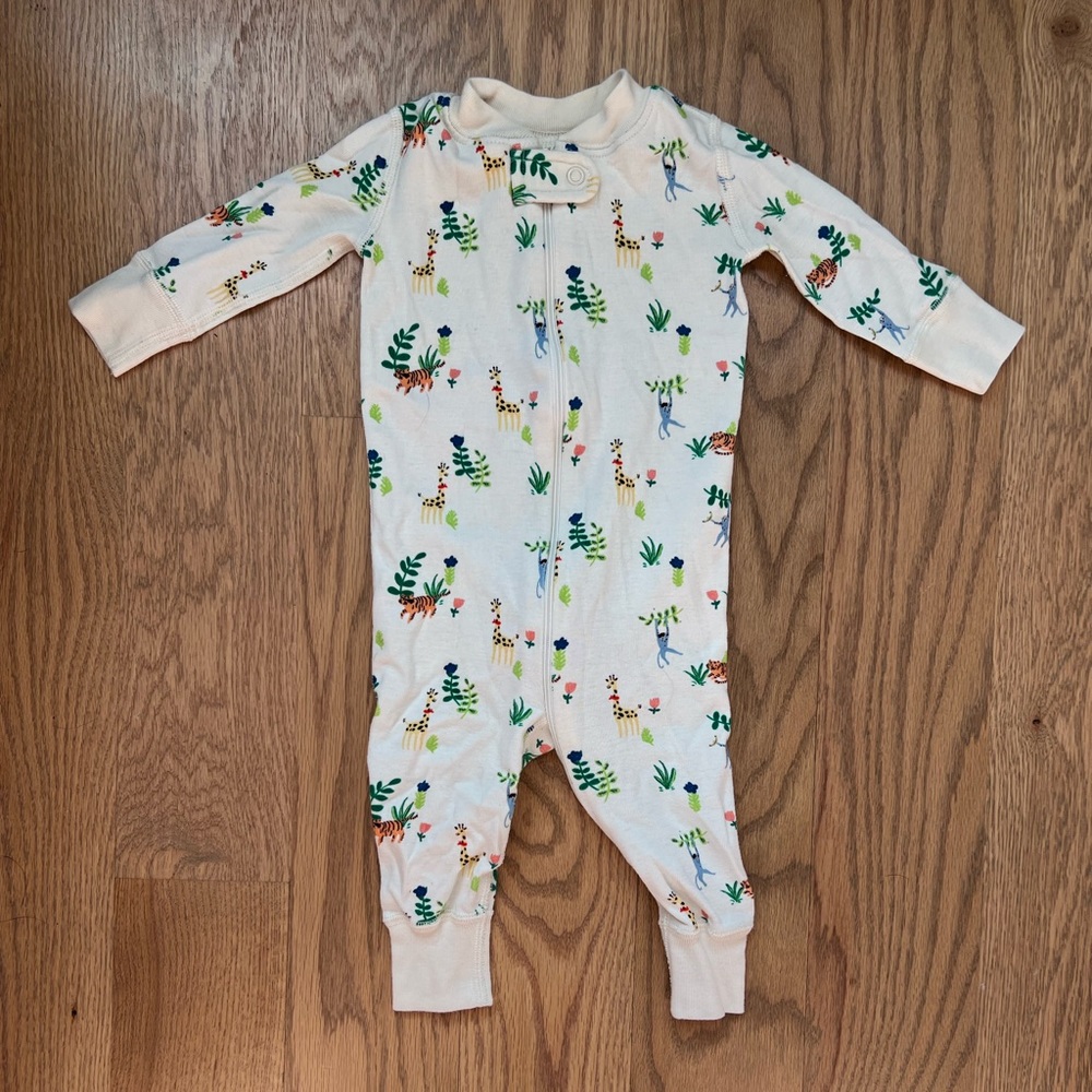 Hanna Andersson zipper pajamas size 6-9 months and 18-24 months